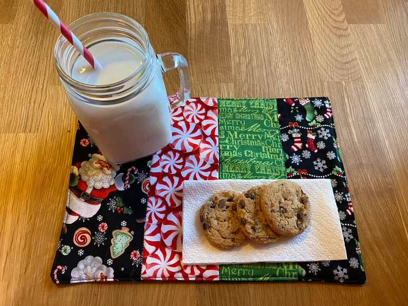 Christmas Peppermint Mug Rug