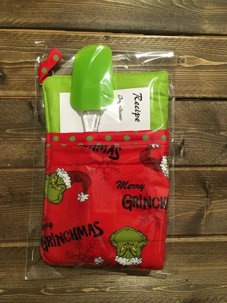 Merry Grinch-mas Hot Pad Set