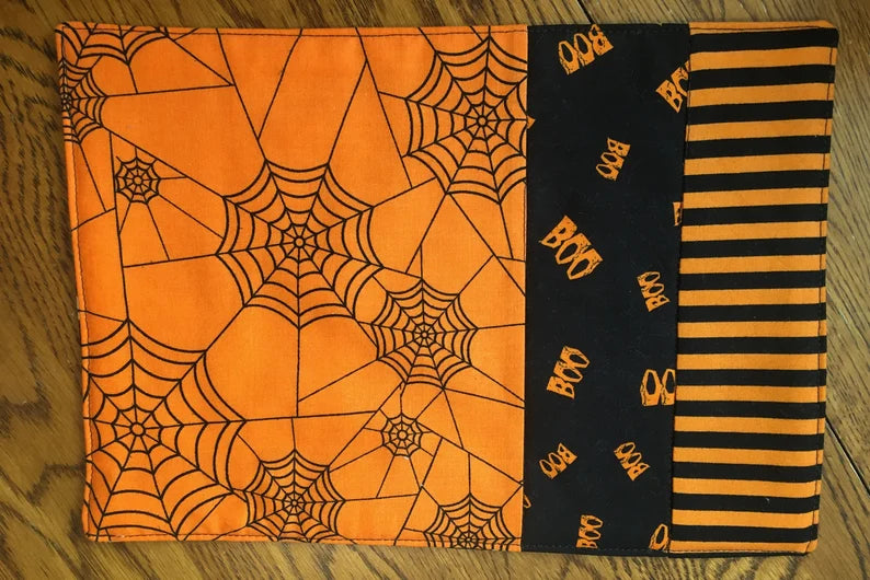 Halloween Mug Rug - Cobweb