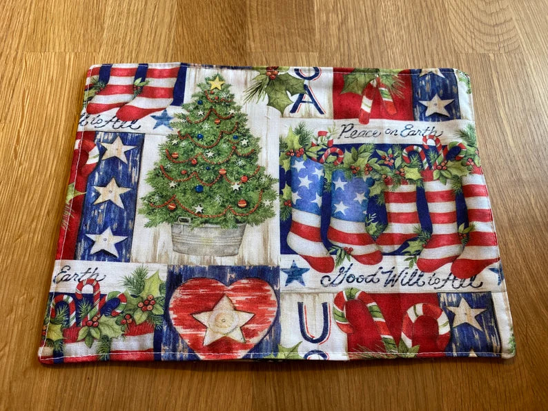 Patriotic Christmas Mug Rug