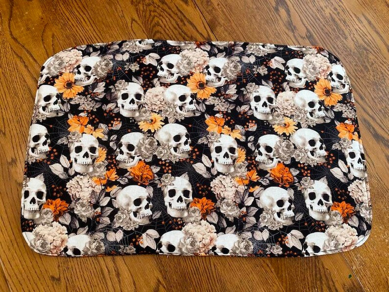 Skull Oversized Hot Pad Mat